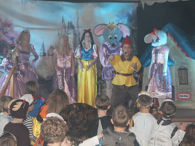 Dětský karneval v Malinové