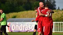 Fotbalisté Nového Strašecí zdolali Rejšice 3:0.