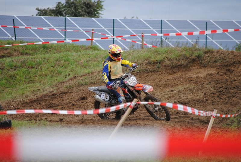 V Pavlíkově se jel jubilejní 20. ročník motokrosového závodu s názvem Konec drapáků v Pavlíkově.