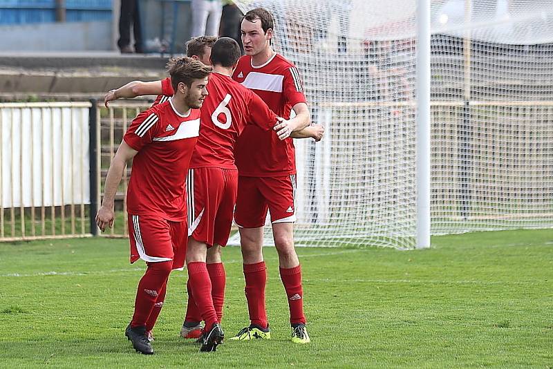 Z fotbalového utkání I.B třídy SK Rakovník B - Zavidov (3:3, PK 3:2)