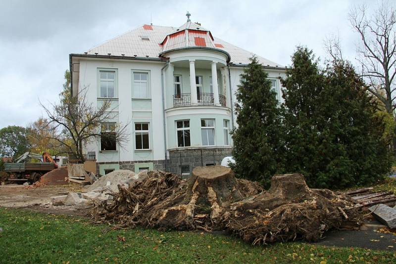 Rekonstrukce mateřské školy v Jesenici.