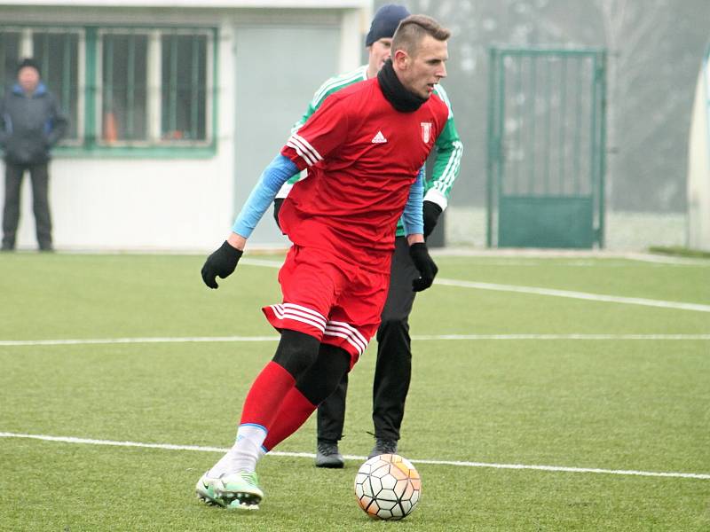 Rakovnický Tatran si v přípravném duelu poradil s Libušínem 5:0.