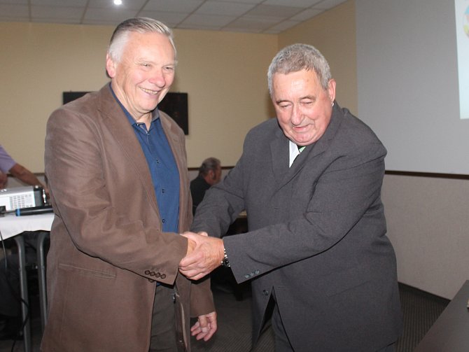 Vladimír Hubáček(vpravo) a Zdeněk Rosa se setkali při oslavě 40 let ACHP Hořesedly