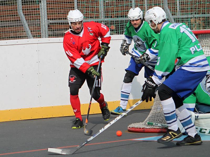 Hokejbalisté HBC Rakovník v prvním jarním kole extraligy nestačili na Plzeň, které podlehli 1:2.