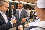Předseda vlády České republiky Andrej Babiš a ministři životního prostředí, zemědělství a dopravy navštívili ve středu 17. července Rakovnicko, aby se seznámili s opatřeními pro zmírnění dopadů sucha.