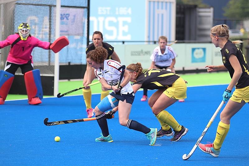 Rakovnické pozemní hokejistky padly v souboji o udržení Euro Hockey Challenge II s Douai HC 4:5 a sestoupily o soutěž níž.