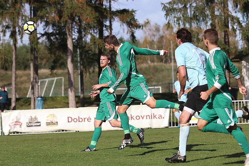 Z fotbalového utkání divize Tatran Rakovník - Chomutov (2:1)