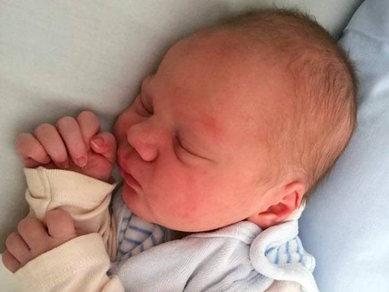Jakub Zavadil, Pavlíkov. Narodil se 13. května 2020. Po porodu vážil 3,36 kg a měřil 49 cm. Rodiče jsou Michaela Vaicová Patrik Zavadil.