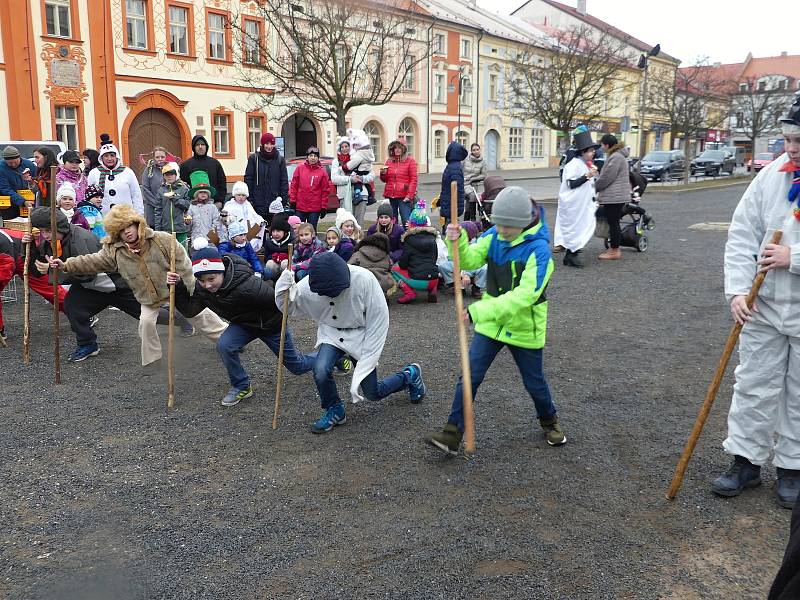 Hlavním tématem masopustu v Rakovníku byla zima.