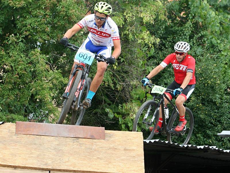 Cyklisté mají za sebou crosscountry.