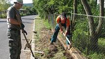 Dobrovolnická brigáda v Mateřské školce v Jesenici