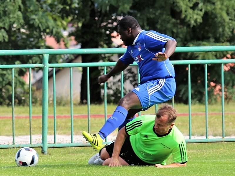 Olympie zdolala ve šlágru 3. kola okresního přeboru Městečko 2:1.