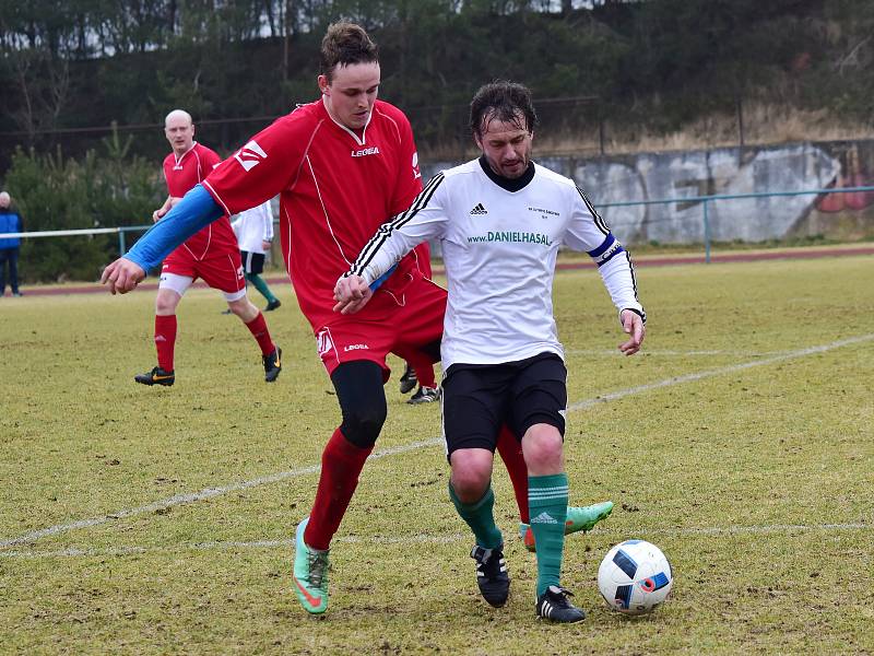 Rakovnická Olympie zdolala v prvním jarním kole okresního přeboru Slabce 3:0