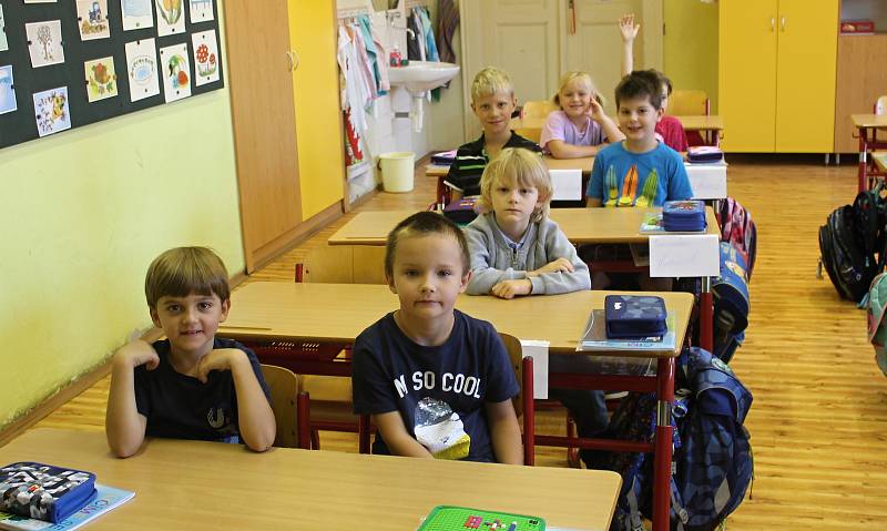 Třídu I. B Druhé základní školy v Rakovníku vede Libuše Martínková.