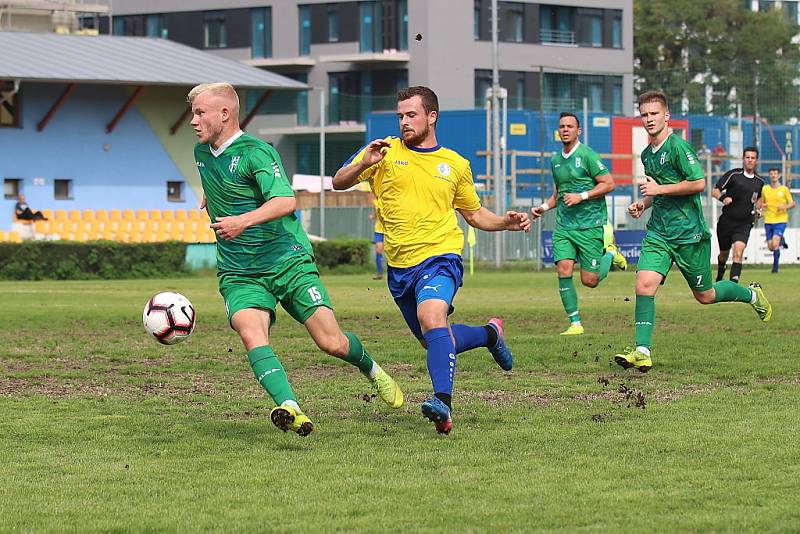 Z fotbalového utkání ČFL Loko Vltavín - SK Rakovník (4:0)