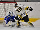 Hokejisté HC Rakovník v gólové přestřelce porazili Vlašim 8:7.