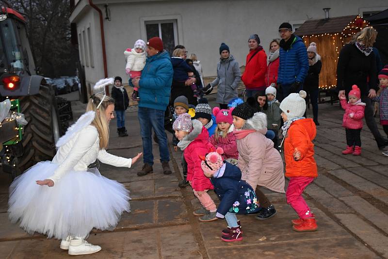 Vánoce na statku v Chrášťanech.