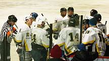 Rakovničtí hokejisté zvládli poslední duel základní části krajské ligy, když porazili Příbram 5:2 a postoupili do play off