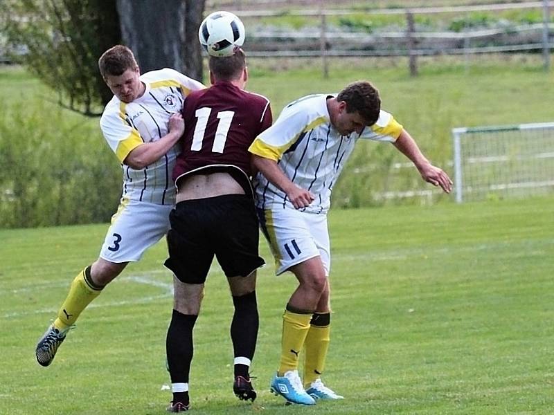 Hředle v generálce zdolaly rezervu SK Rakovník 3:1.