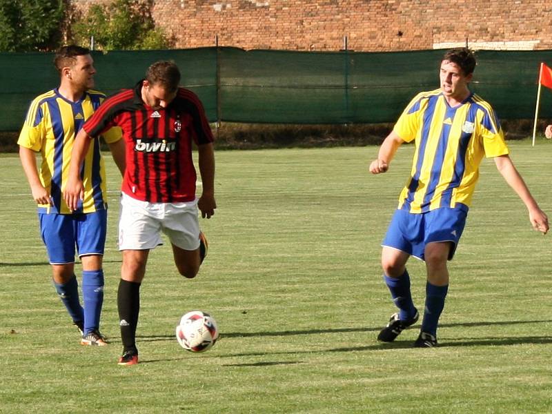 Fotbalisté Mšece prohráli v prvním přípravném duelu se Lhotou 0:2.