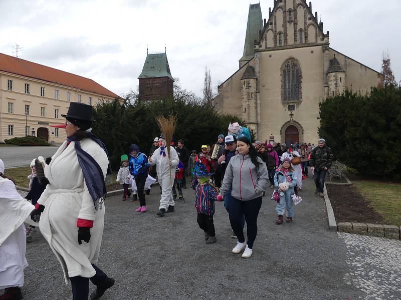 Hlavním tématem masopustu v Rakovníku byla zima.