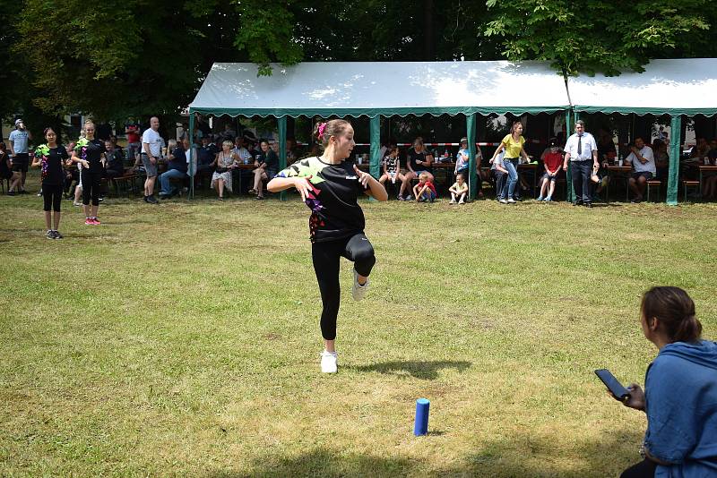 Oslavy výročí 170 let od zakoupení hasičské stříkačky a 140 let od založení Sboru dobrovolných hasičů Kněževes.