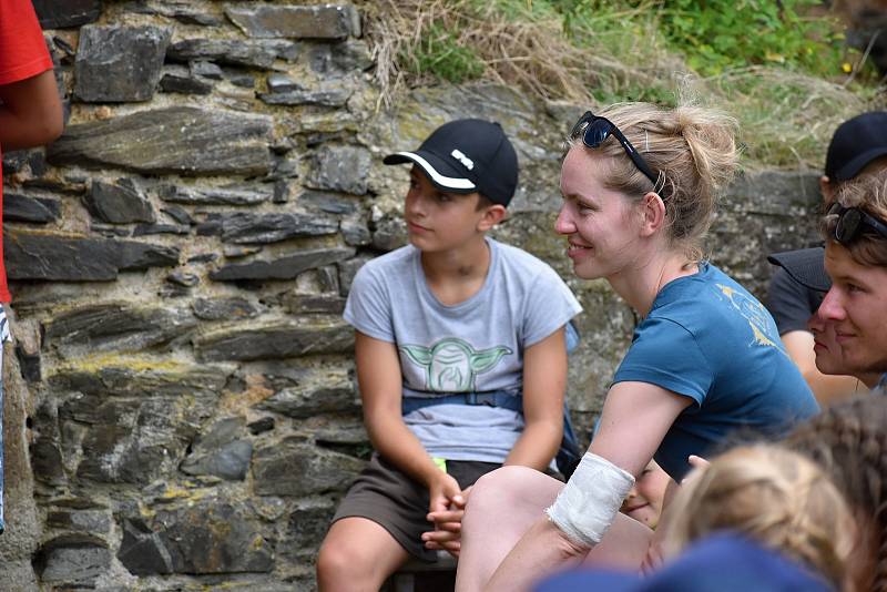 Hrad Krakovec je v létě v obležení turistů. Návštěvnost je srovnatelná s tou loňskou, kdy byla rekordní.