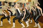 Country taneční skupina Lentilky slavnostně zahájila oslavy 25. výročí od založení souboru.