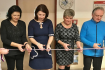 Ze slavnostního otevření čtyř nových ošetřovatelských pokojů v komplexu Domova seniorů v Novém Strašecí.