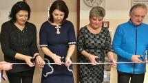 Ze slavnostního otevření čtyř nových ošetřovatelských pokojů v komplexu Domova seniorů v Novém Strašecí.
