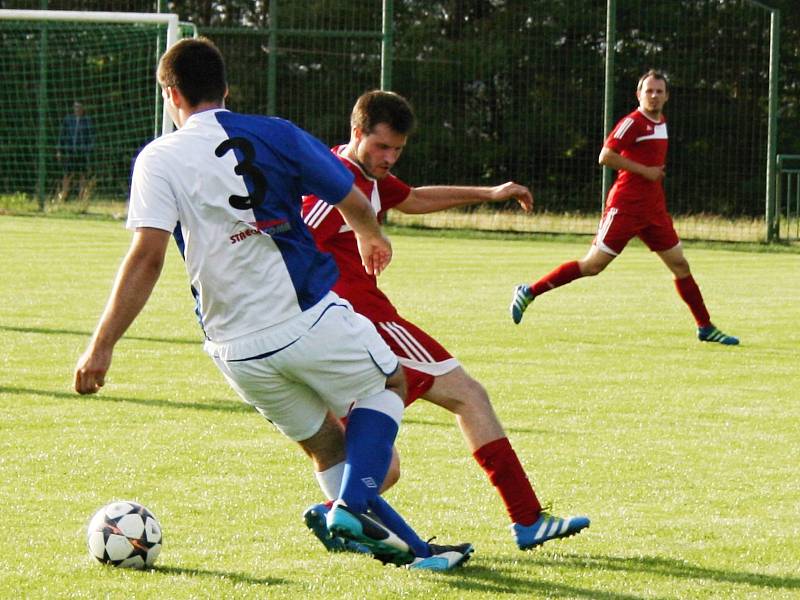 Fotbalisté Zavidova vstoupili do přípravy výhrou nad Doksy, které porazili 3:1.