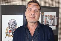 Slavnostní zahájení výstavy karikatur, kreseb a ilustrací Milana Kounovského v Městské galerii Viktora Olivy Nové Strašecí.