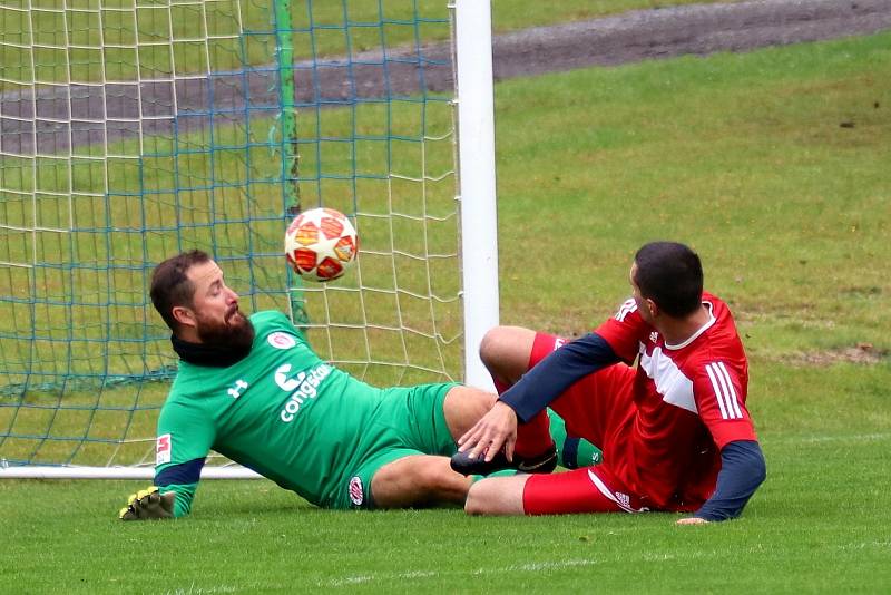 OP Rakovnicka: Zavidov B (v červeném) -  Olešná 5:1.