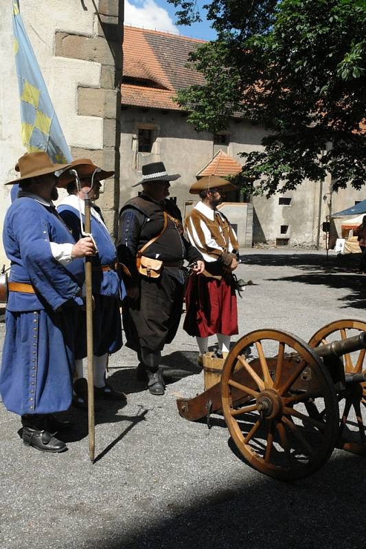 Obsazení Křivoklátu švédským historickým vojskem se nakonec obešlo bez boje.