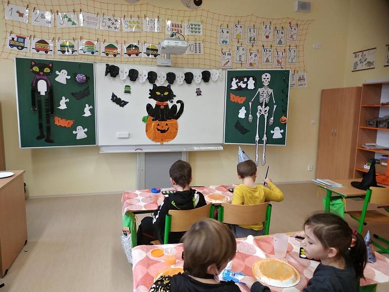 Halloween v čistecké základní škole.