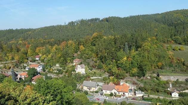 Pohled z hradu Křivoklátu.