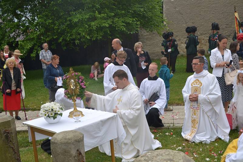 V Novém Strašecí se konala Slavnost Těla a Krve Páně