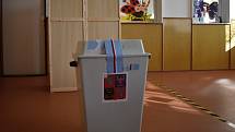 Volby v Oráčově.