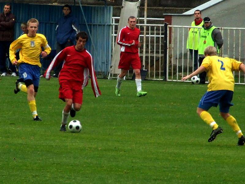 Starší dorost SK Rakovník porazil Kročehlavy 2:1. Stejným poměrem vyhrál i mladší dorost