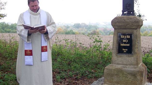 Otevření Naučné stezky Jesenicko a svěcení kaple Všech svatých v Petrohradu