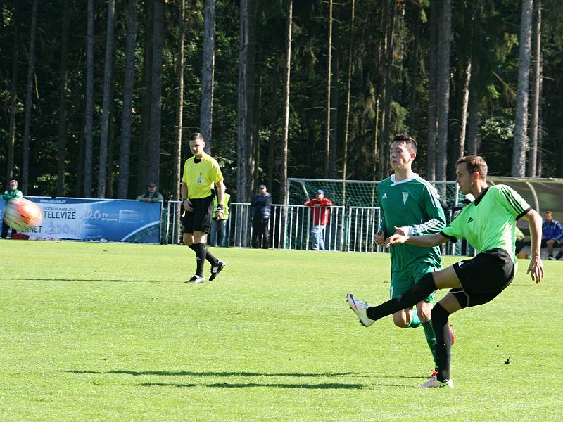 Fotbalisté Tatranu Rakovník prohráli v 8. kole divize s Velvary 0:1.