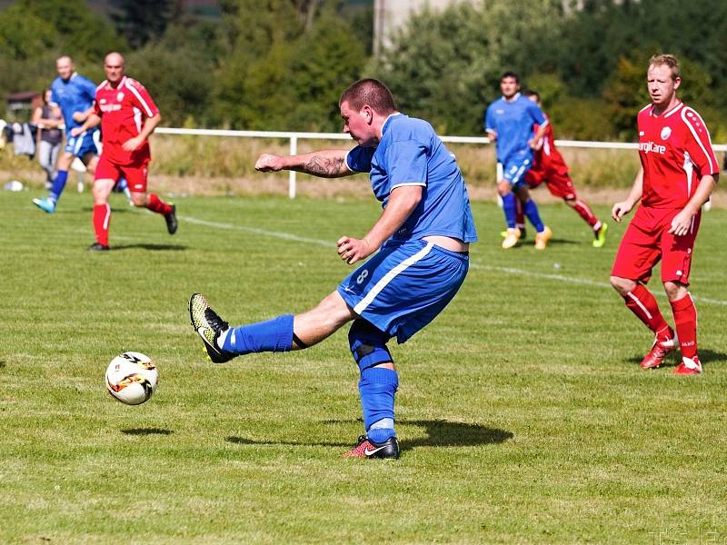 Fotbalisté Oráčova zdolali ve 4. kole III. třídy Šanov 5:1.