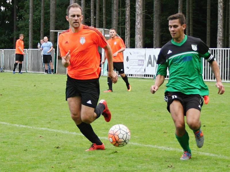 Rezerva rakovnického Tatranu se dočkala první výhry v novém ročníku I. B třídy, když porazila rezervu Slaného 2:1.