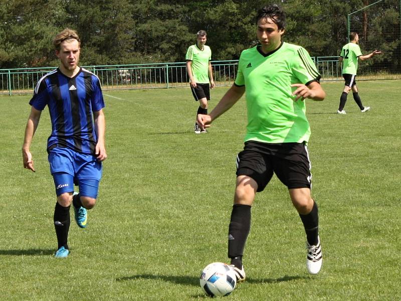 Fotbalisté Olympie Rakovník zničili rezervu Zavidova 6:0.