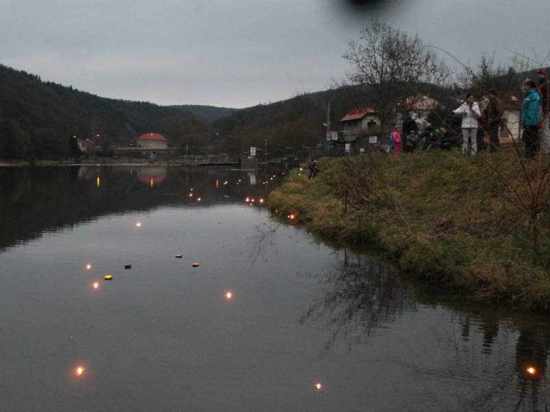 Plovoucí naděje v Roztokách