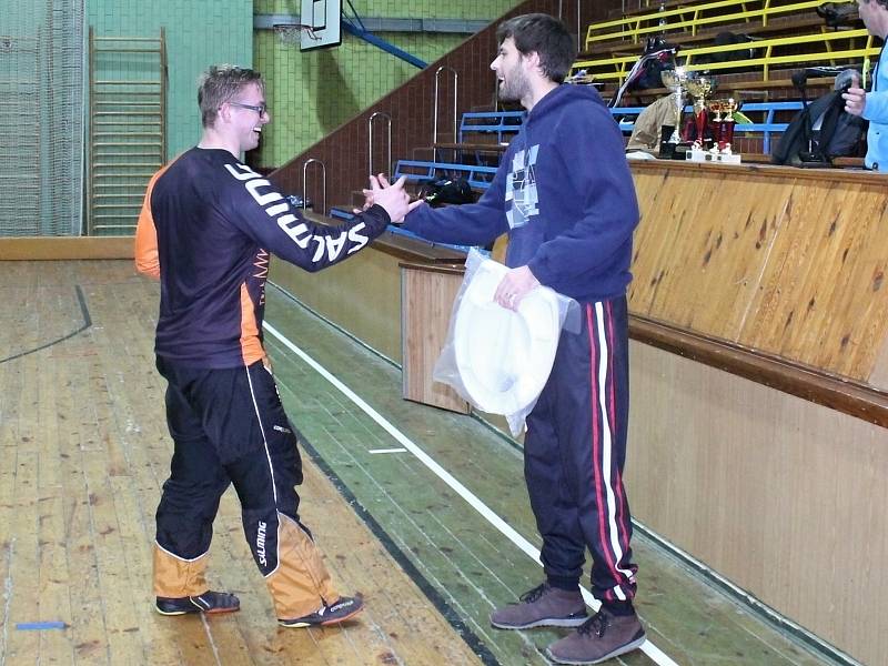 Florbalový turnaj Aquatop cup 2017 ovládla Malinová.