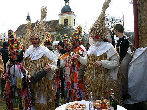 Tradiční masopust v Krtech 2011