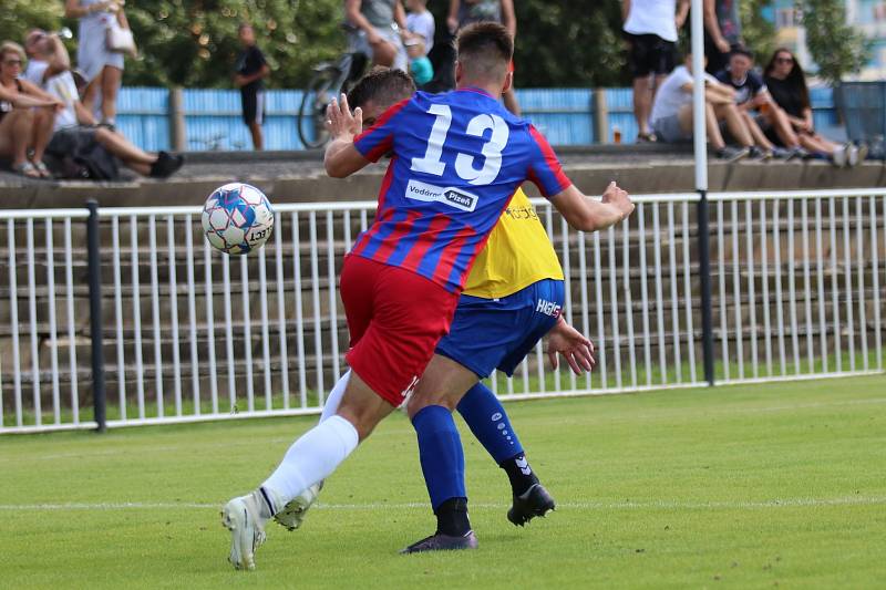 ČFL: SK Rakovník (ve žlutém) - Viktoria Plzeň B