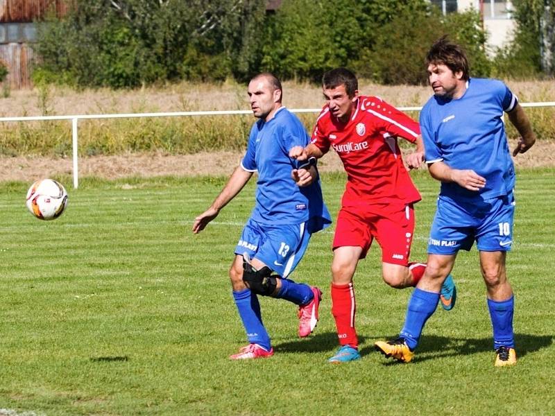 Fotbalisté Oráčova zdolali ve 4. kole III. třídy Šanov 5:1.