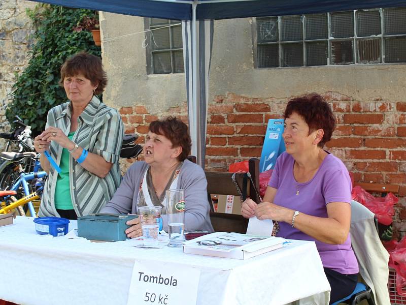 Na Hředelské traktoriádě návštěvníci obdivovali hlavně zetory